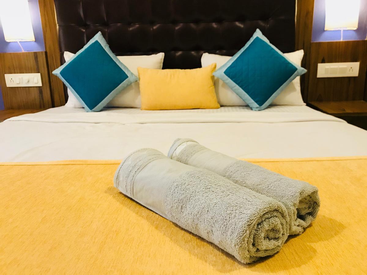 Royale Nirvana Resort Arpora Luaran gambar
